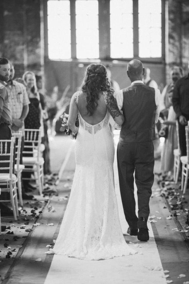Bride Upset About Walking Down Aisle Alone Then This Man Shows Up Allyson Had Already Thought Of Asking Chris If He Would Give Her Away But Out The Blue Wife Sandy An Accident And Not Be Able To